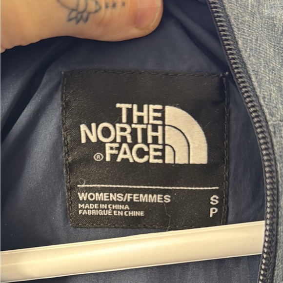 Women’s North Face Jacket Size Small - Picture 4 of 4